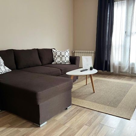 Lubata 5 Apartments - 2 Bedrooms Sofya Dış mekan fotoğraf