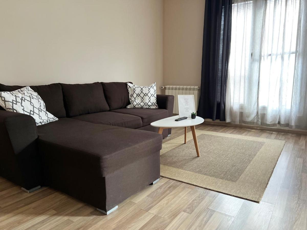 Lubata 5 Apartments - 2 Bedrooms Sofya Dış mekan fotoğraf